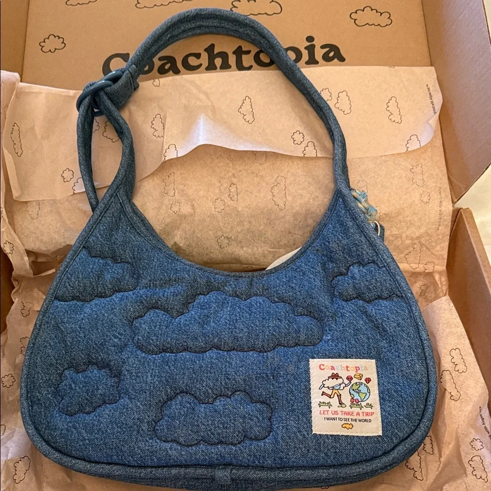 💙Coach NWT Coachtopia Blue Denim Ergo Shoulder Bag With Cloud Quilting - Picture 2 of 6